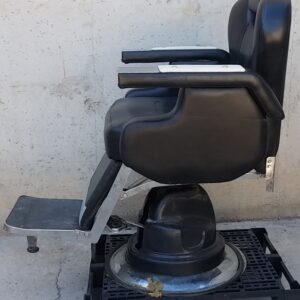 Sillón de peluquería de segunda mano en cabauoportunitats.com