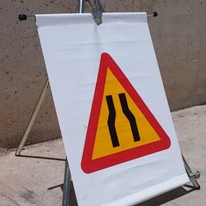 Señal tráfico «Estrechamiento calzada» de ocasión en cabauoportunitats.com
