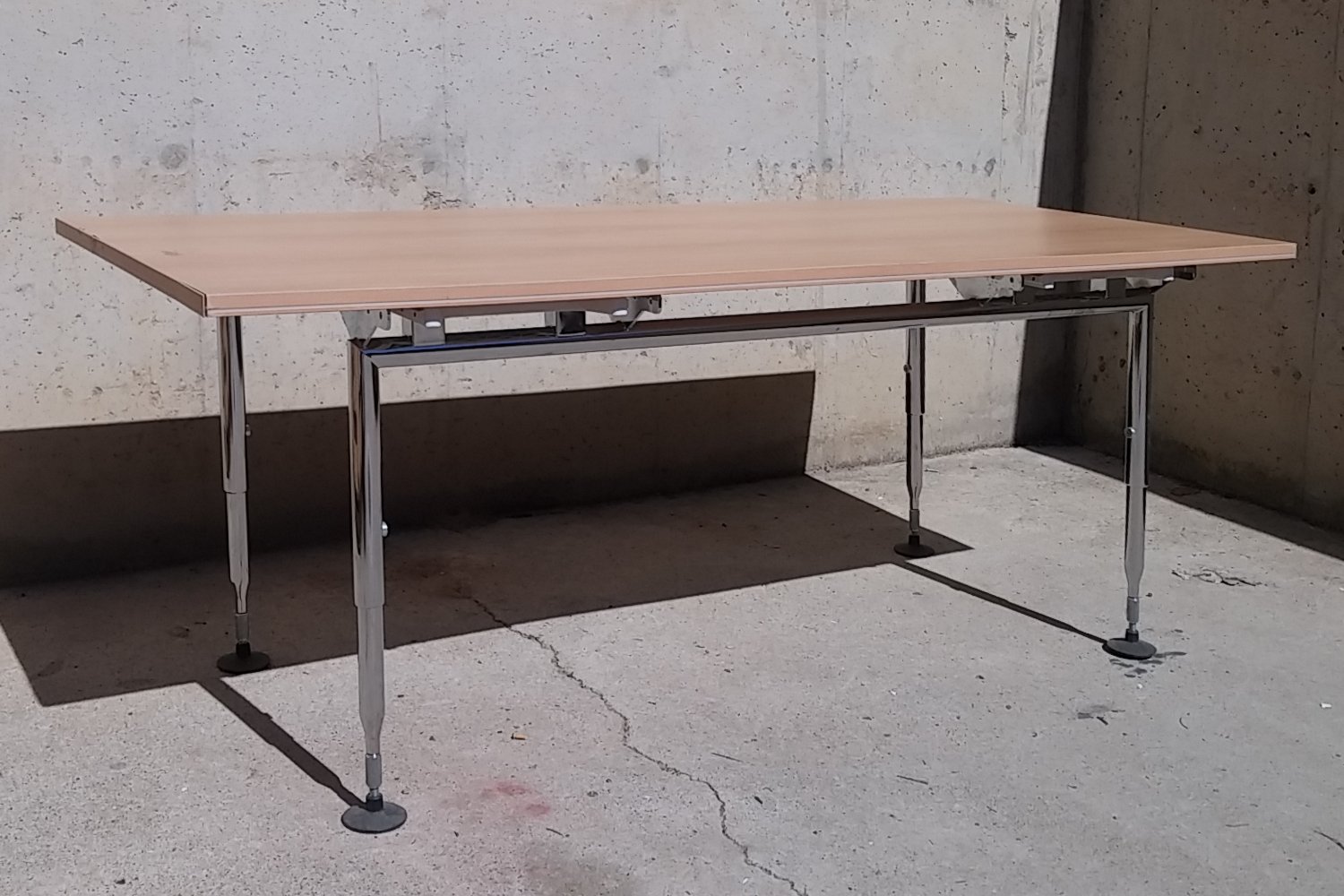 Mesa despacho 180cm de ocasión en cabauoportunitats.com