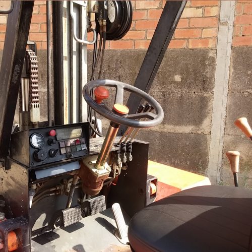 Carretilla elevadora AUSA C22 de ocasión en cabauoportunitats.com