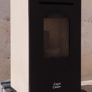 Estufa pelet LAST CALOR 7kW de ocasión en cabauoportunitats.com