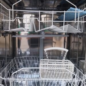 Lavavajillas INDESIT DFG 250 A++ de ocasión en cabauoportunitats.com