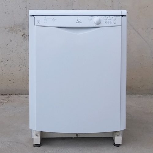 Lavavajillas INDESIT DFG 250 A++ de ocasión en cabauoportunitats.com