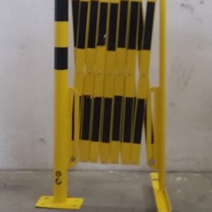 Barrera plegable con pantografo nueva en cabauoportunitats.com