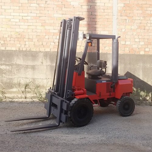 Carretilla elevadora  AUSA CE-15 matriculada de ocasión en cabauoportunitats.com