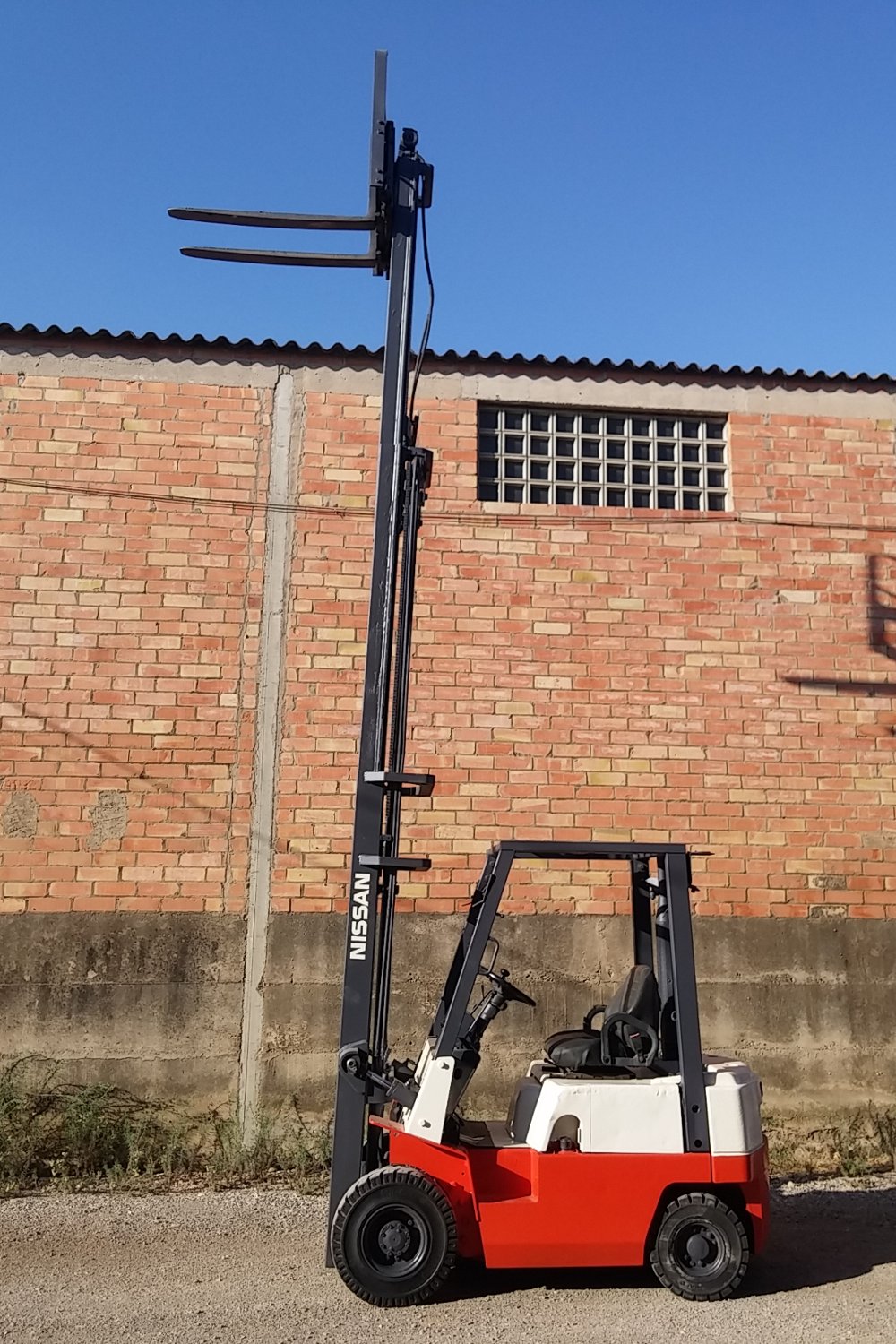 Carretilla elevadora NISSAN 15 de ocasiรณn en cabauoportunitats.com