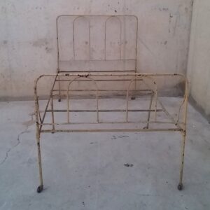 Cama vintage de hierro 98cm en cabauoportunitats.com