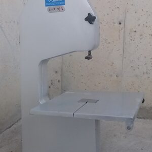 Serra carnisseria MAINCA CCH-2000 d'ocasió a cabauoportunitats.com