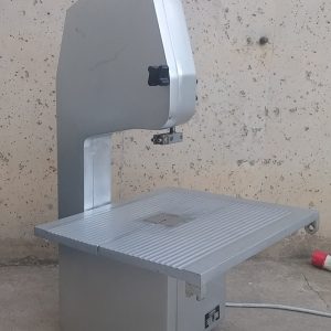 Sierra de carnicería MAINCA CCH150 de ocasión en cabauoportunitats.com