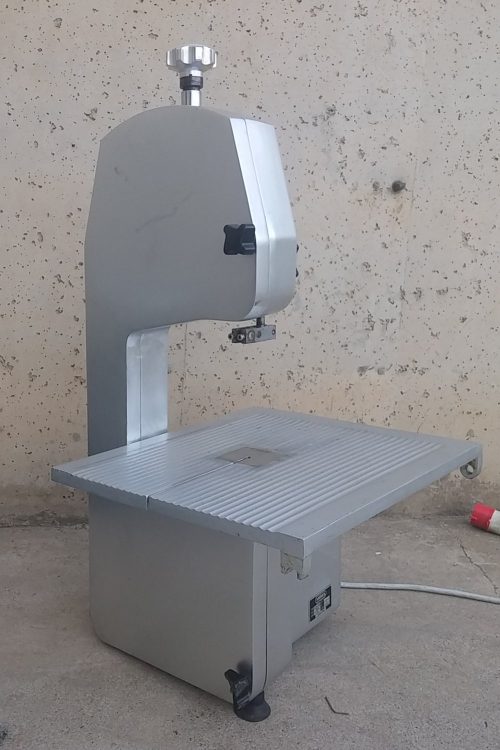 Sierra de carnicería MAINCA CCH150 de ocasión en cabauoportunitats.com