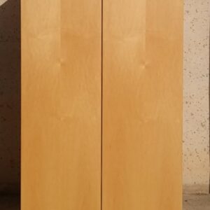Armario de oficina de madera de haya de ocasión en cabauoportunitats.com