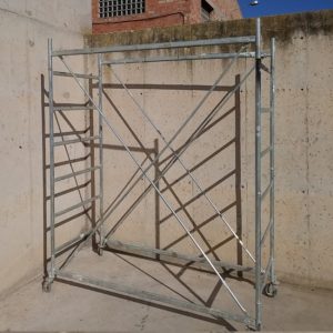 Bastida d'obra 165cm d'ocasió a cabauoportunitats.com Balaguer - Lleida - Catalunya