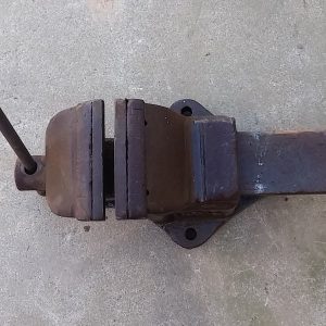 Cargol de taula d'acer de grans mides d'ocasió a cabauoportunitats.com