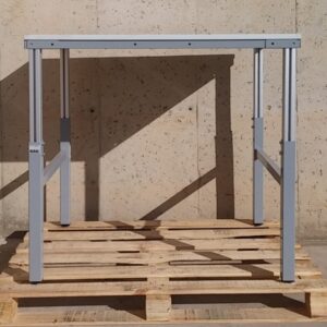 Mesa modular para taller con tara estética en cabauoportunitats.com - Balaguer - Lleida
