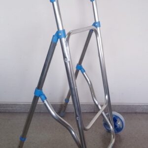 Andador nuevo de aluminio para personas con mobilidad reducida en cabauoportunitats.com