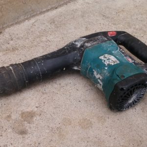 Martillo percutor MAKITA HM0860C de ocasión en cabauoportunitats.com