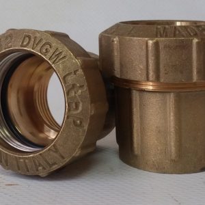 Racor de latón ø32mm 1" de ocasión en cabauoportunitats.com