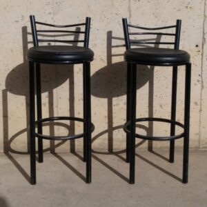 Taburete de tubo de acero de รธ39x80cm d'ocasiรณ en cabauoportunitats.com