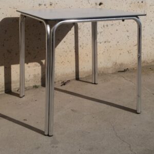 Taula per a terrassa 70x70cm d'ocasió