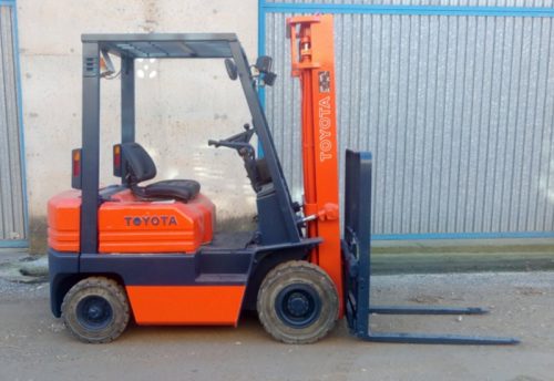 Carretilla elevadora TOYOTA 025FDF15 de ocasión en cabauoportunitats.com