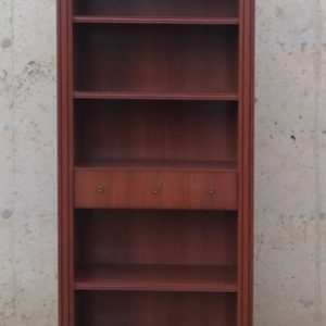 Librería de 187cm de ocasión en cabauoportunitats.com