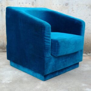 Sillón terciopelo índigo de ocasión en cabauoportunitats.com
