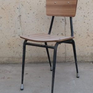 Silla de formica de ocasión en cabauoportunitats.com