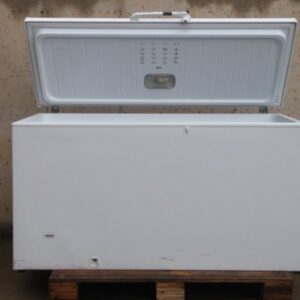 Venta de congelador arcón CARROUSEL 150cm de ocasión en cabauoportunitats.com