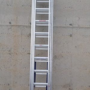 Escalera aluminio 3 tramos 866cm de ocasión en cabauoportunitats.com