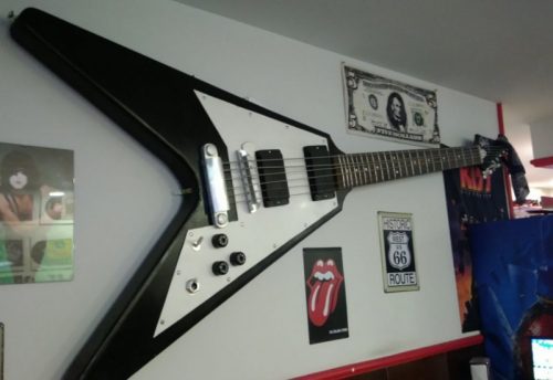 Guitarra decorativa 303cm d'ocasió a cabauoportunitats.com Balaguer - Lleida - Catalunya