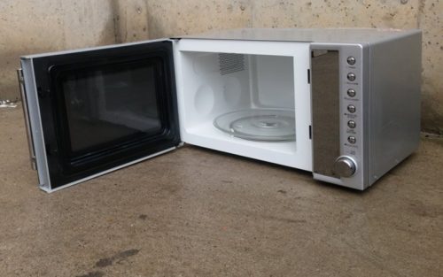 Microondas plateado ORBEGOZO de ocasión en cabauoportunitats.com
