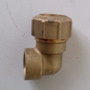 Colze femella de llautó 1 1/2" ø20mm d'ocasió a cabauoportunitats.com Balaguer - Lleida - Catalunya