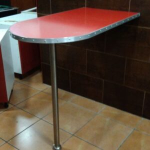 Mesa para pared 120cm de ocasión en cabauoportunitats.com