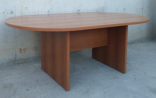 Mesa ovalada para reuniones 180cm de ocasión en cabauoportunitats.com