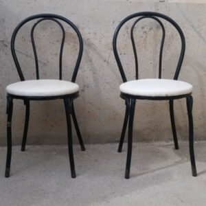 Silla acolchada de tubo de acero de ocasión en cabauoportunitats.com