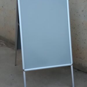 Expositor publicitario de ocasiรณn en cabauoportunitats.com