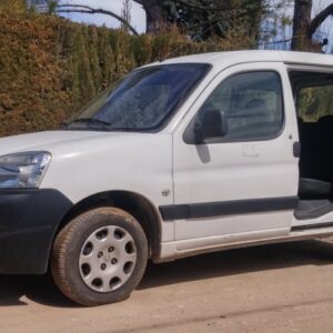 Furgoneta PEUGEOT PARTNER ORION COMBI de ocasión en cabauoportunitats.com