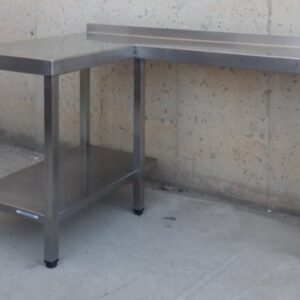 Mesa de inox en L 160cm de ocasión en cabauoportunitats.com