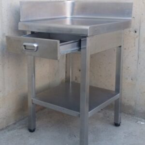 Taula raconera d'acer inoxidable 60x57cm d'ocasió a cabauoportunitats.com Balaguer - Lleida - Catalunya