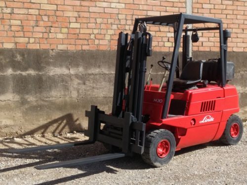 Carretilla elevadora LINDE H30 - 240cm de ocasión en cabauoportunitats.com