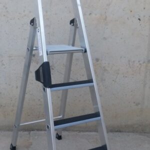 Escala de tisora 95cm nova a cabauoportunitats.com Balaguer - Lleida - Catalunya