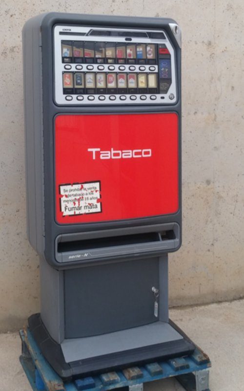 Máquina de tabaco de ocasión AZKOYEN D-2 18 canales en cabauoportunitats.com