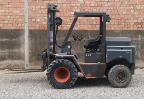 Carretilla elevadora AUSA C-22 de ocasión en cabauoportunitats.com