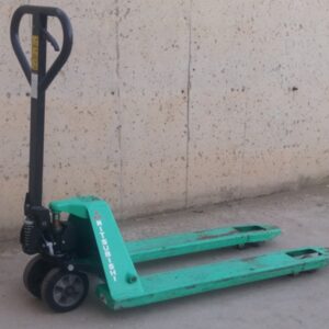 Transpaleta manual 2000kg de ocasión en cabauoportunitats.com