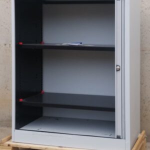 Armari metàl·lic amb persiana 80x43cm d'ocasió a cabauoportunitats.com Balaguer - Lleida - Catalunya
