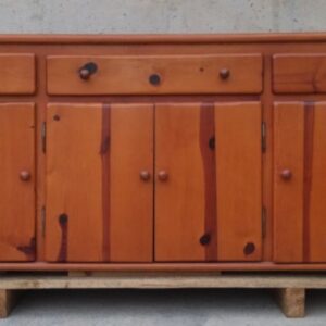 Bufet de fusta de pi 177cm d'ocasió a cabauoportunitats.com Balaguer - Lleida - Catalunya