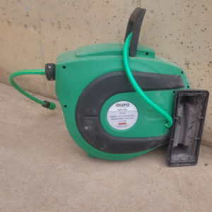 Manguera de ocasión con recojedor de pared cabauoportunitats.com