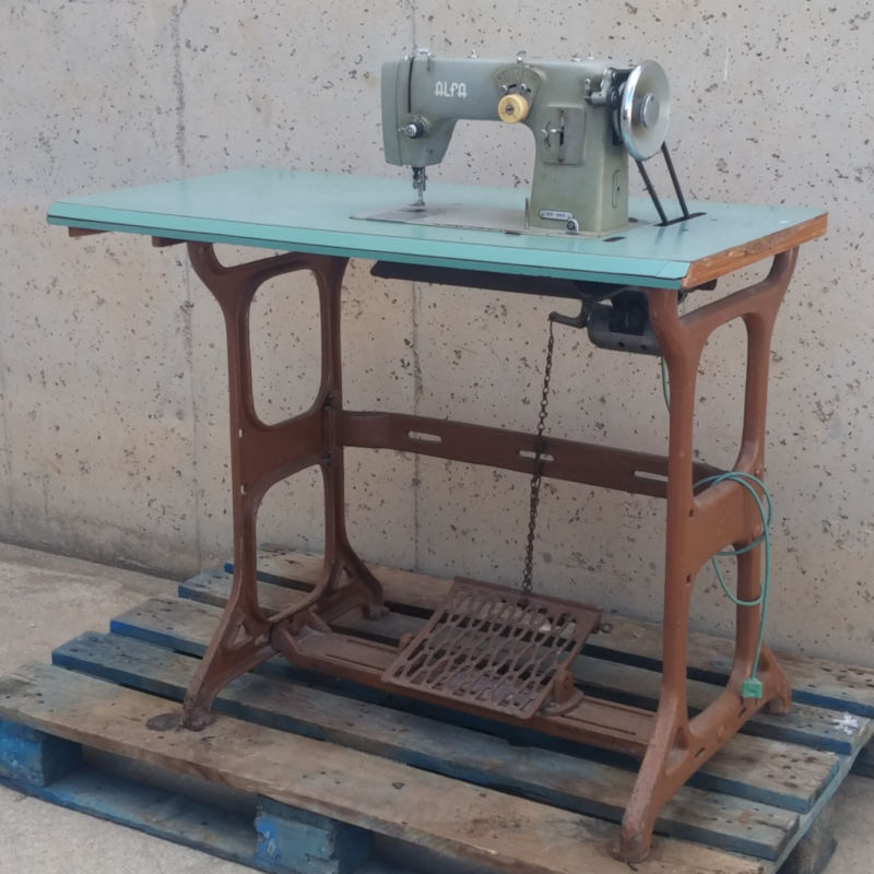 Máquina de coser profesional marca ALFA de venta en Guadalajara