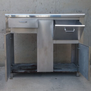 Moble d'acer inoxidable per a cafetera 121cm d'ocasió a cabauoportunitats.com Balaguer - Lleida - Catalunya