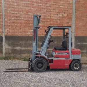 Carretilla elevadora KOMATSU 2000kg de ocasión en cabauoportunitats.com